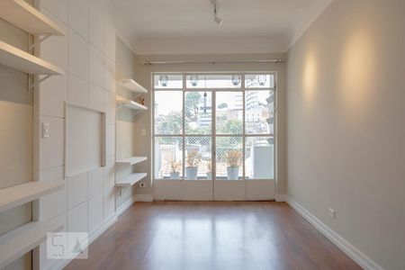 Sala de apartamento à venda com 2 quartos, 125m² em Bela Vista, São Paulo