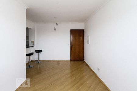 Sala de apartamento para alugar com 2 quartos, 50m² em Vila Ema, São Paulo