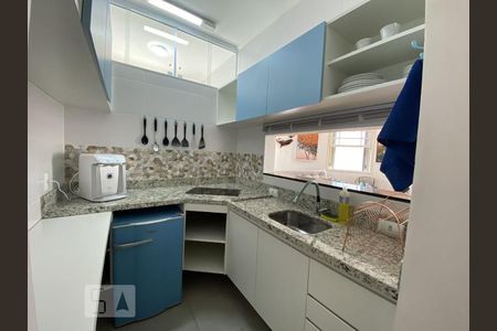 Cozinha de kitnet/studio à venda com 1 quarto, 42m² em Santa Cecília, São Paulo