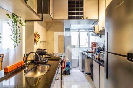 Cozinha de apartamento à venda com 1 quarto, 45m² em Pinheiros, São Paulo