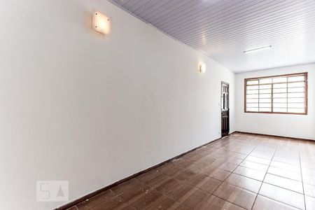 Sala de casa para alugar com 3 quartos, 200m² em Vila Nivi, São Paulo