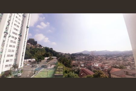 Vista  de apartamento à venda com 2 quartos, 60m² em Fonseca, Niterói