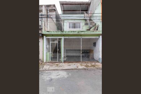 Fachada de casa para alugar com 1 quarto, 40m² em Vila Verde, São Paulo