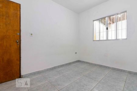 Quarto 2 de casa para alugar com 2 quartos, 100m² em Vila Verde, São Paulo