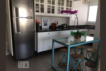Sala/Cozinha de kitnet/studio à venda com 1 quarto, 35m² em Aclimação, São Paulo