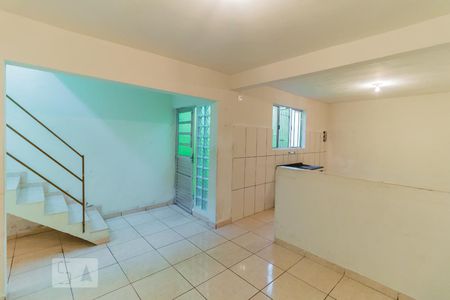 Sala de casa para alugar com 2 quartos, 80m² em Jardim Sapopemba, São Paulo