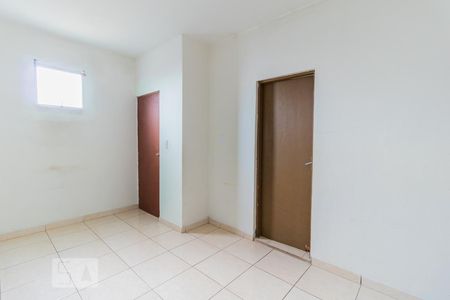 Quarto 1 de casa para alugar com 2 quartos, 80m² em Jardim Sapopemba, São Paulo