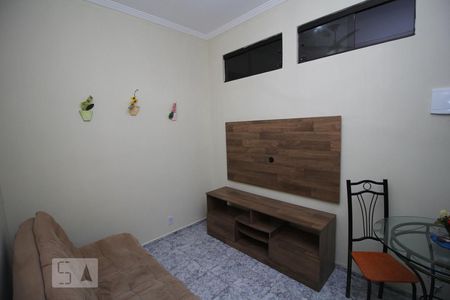 Sala de apartamento para alugar com 1 quarto, 28m² em Glória, Rio de Janeiro