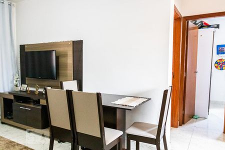 Sala de apartamento à venda com 2 quartos, 48m² em Castelo, Belo Horizonte