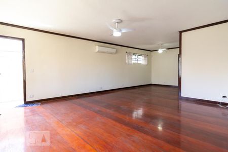 Sala de casa à venda com 3 quartos, 120m² em Adalgisa, Osasco