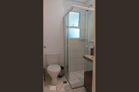 Banheiro de apartamento para alugar com 3 quartos, 65m² em Umuarama, Osasco