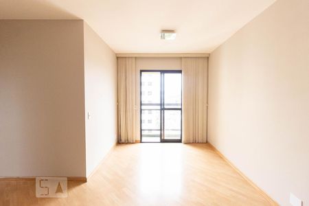 Sala de apartamento à venda com 3 quartos, 70m² em Vila Carbone, São Paulo