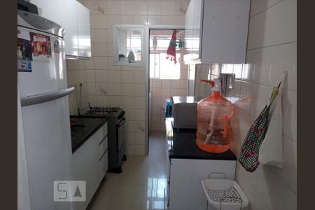 Cozinha de apartamento à venda com 2 quartos, 54m² em Vila Paulista, São Paulo