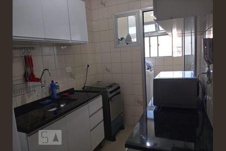 Cozinha de apartamento à venda com 2 quartos, 54m² em Vila Paulista, São Paulo