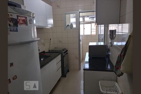 Cozinha de apartamento à venda com 2 quartos, 54m² em Vila Paulista, São Paulo