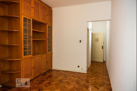 Sala de apartamento para alugar com 1 quarto, 35m² em Leme, Rio de Janeiro