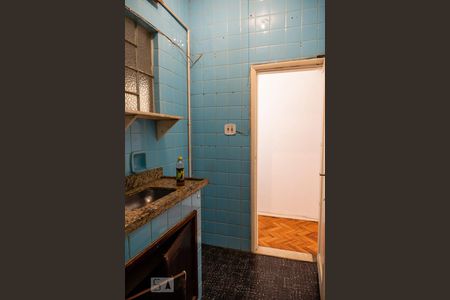 Cozinha de apartamento para alugar com 1 quarto, 35m² em Leme, Rio de Janeiro