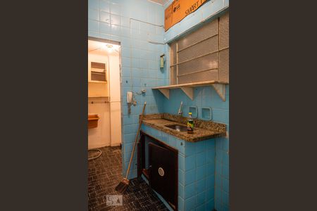 Cozinha de apartamento para alugar com 1 quarto, 35m² em Leme, Rio de Janeiro