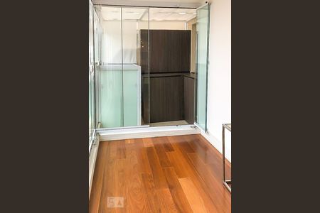 Sala de apartamento para alugar com 2 quartos, 73m² em Pinheiros, São Paulo