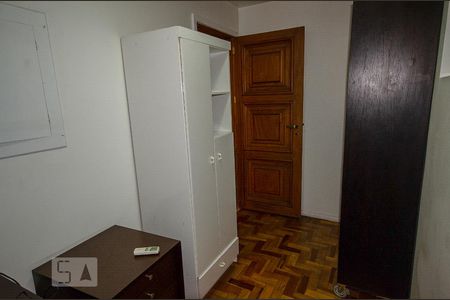 Apartamento à venda com 289m², 3 quartos e 1 vaga Apartamento à venda com 289m², 3 quartos e 1 vagaEscritório