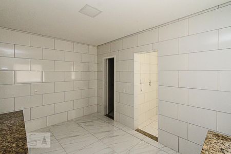 Cozinha de casa para alugar com 2 quartos, 100m² em Vila Invernada, São Paulo