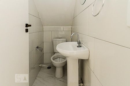 Lavabo de casa para alugar com 2 quartos, 100m² em Vila Invernada, São Paulo