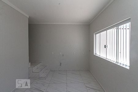 Sala de casa para alugar com 2 quartos, 100m² em Vila Invernada, São Paulo