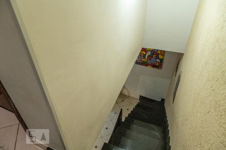 Escada de casa à venda com 2 quartos, 125m² em Vila Primavera, São Paulo
