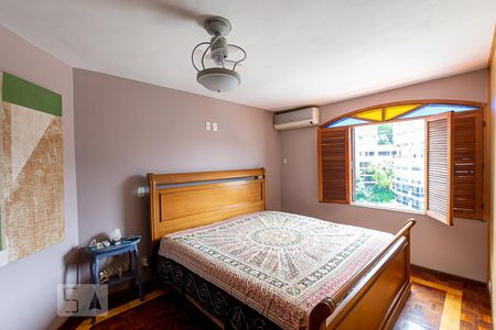 Suite  de apartamento à venda com 4 quartos, 265m² em Icaraí, Niterói