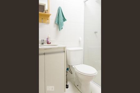 Banheiro Social de apartamento para alugar com 2 quartos, 68m² em Olímpico, São Caetano do Sul