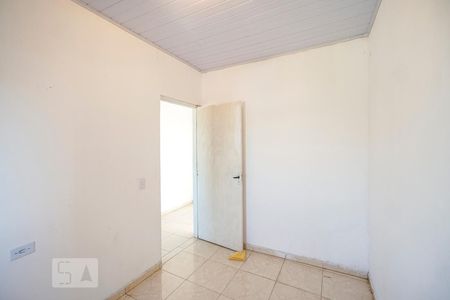 Quarto 02 de casa para alugar com 2 quartos, 52m² em Vila Esperança, São Paulo