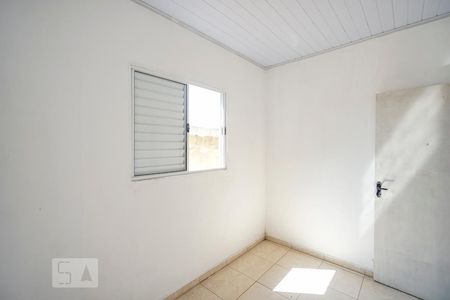 Quarto 01 de casa para alugar com 2 quartos, 52m² em Vila Esperança, São Paulo