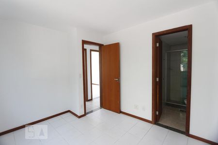 Quarto suite 3 de apartamento para alugar com 3 quartos, 84m² em Pechincha, Rio de Janeiro