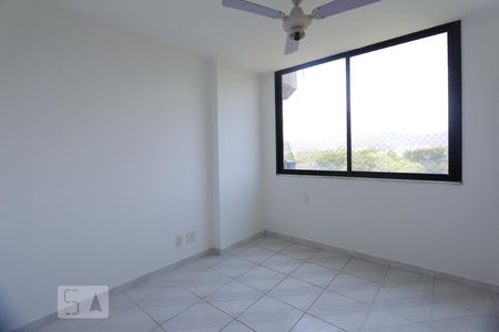 Quarto 1  de apartamento para alugar com 3 quartos, 84m² em Pechincha, Rio de Janeiro