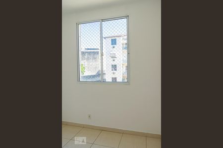 Quarto 1 de apartamento para alugar com 3 quartos, 55m² em Parada de Lucas, Rio de Janeiro