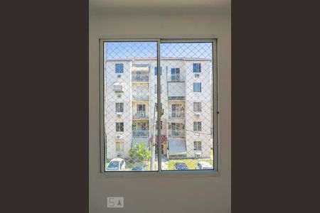 Quarto 1 de apartamento para alugar com 3 quartos, 55m² em Parada de Lucas, Rio de Janeiro