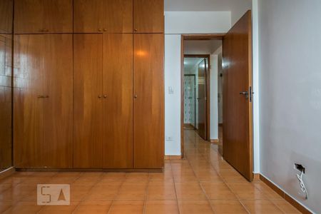 Quarto 2 de apartamento para alugar com 1 quarto, 50m² em Vila Santana, São Paulo