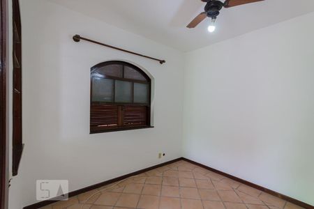 Sala (1º andar) de casa de condomínio à venda com 3 quartos, 140m² em Pechincha, Rio de Janeiro