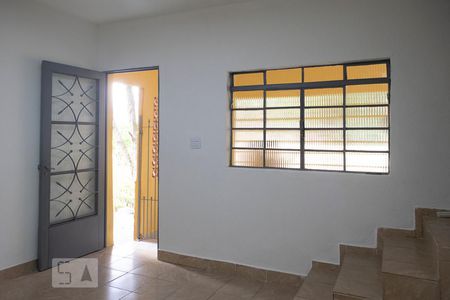 SALA de casa para alugar com 2 quartos, 90m² em Vila São Vicente, São Paulo