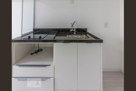 Cozinha de kitnet/studio à venda com 1 quarto, 26m² em Centro, São Paulo