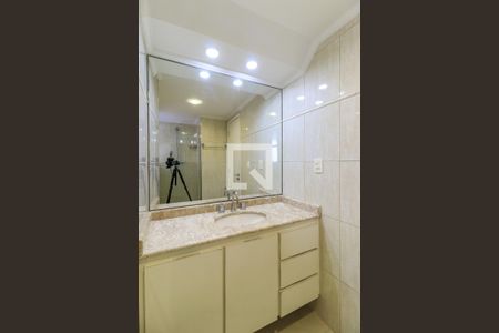 Apartamento à venda com 92m², 3 quartos e 1 vaga Apartamento à venda com 92m², 3 quartos e 1 vagaBanheiro