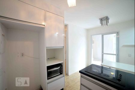 Sala/cozinha de apartamento para alugar com 1 quarto, 34m² em Ipiranga, São Paulo