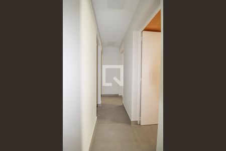 Corredor de apartamento à venda com 3 quartos, 78m² em Jardim Santa Genebra, Campinas