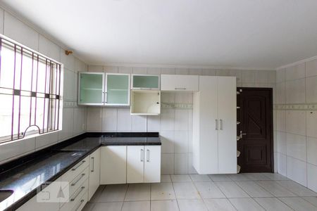 Casa à venda com 5 quartos, 450m² em Nonoai, Porto Alegre