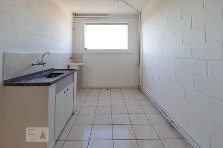 Cozinha de kitnet/studio para alugar com 1 quarto, 65m² em Jaguaré, São Paulo