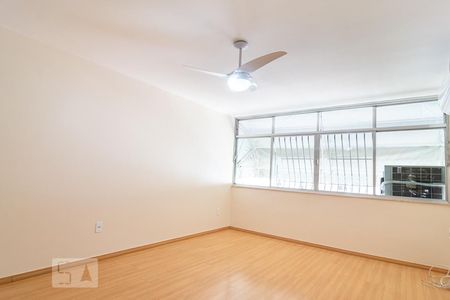 Apartamento à venda com 114m², 3 quartos e 1 vagaSala