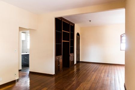 Sala de casa para alugar com 3 quartos, 180m² em Liberdade, Belo Horizonte