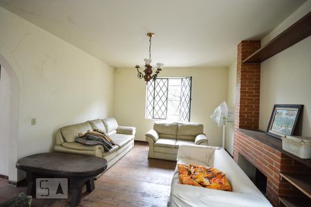 Sala de casa à venda com 4 quartos, 200m² em Vila Madalena, São Paulo