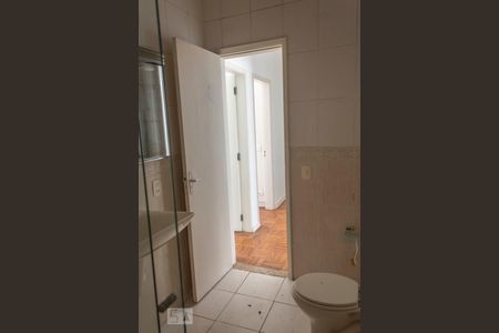 Banheiro de casa para alugar com 3 quartos, 240m² em Super Quadra Morumbi, São Paulo