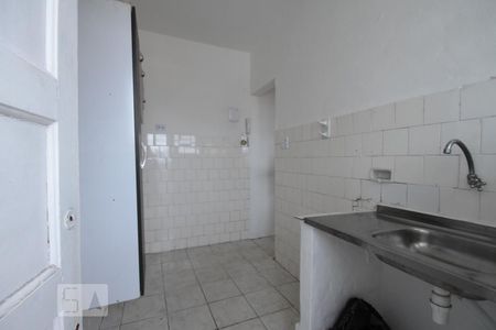 Cozinha de apartamento para alugar com 1 quarto, 30m² em Sé, São Paulo